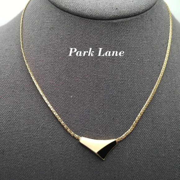 Vintage Park Lane Black White Enamel Pendant Necklace, 16 Inch Choker - Picture 1 of 9